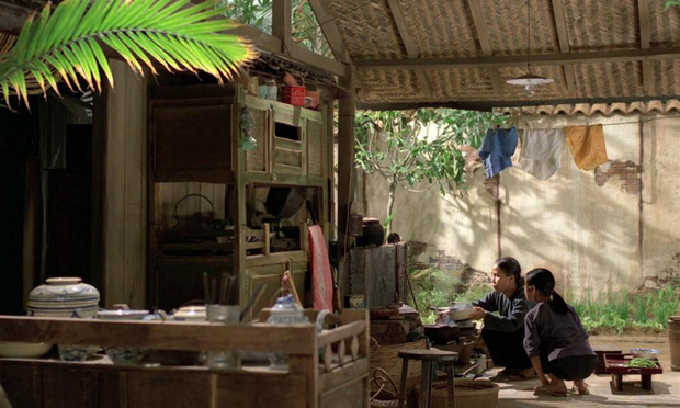 6 vai diễn để đời của nghệ sĩ Ánh Hoa: Từ Mùa Len Trâu tới Cổng Mặt Trời, nhìn đâu cũng nhớ người mẹ tần tảo của màn ảnh Việt-7