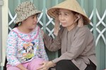 Đám tang nghệ sĩ Ánh Hoa: Hiếu Hiền bật khóc, Ngọc Lan và dàn sao Việt lặng người trước linh cữu của đồng nghiệp-10