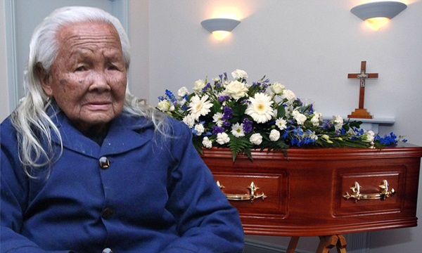 Rùng mình cụ bà bật dậy từ quan tài sau 6 ngày tưởng như đã chết, hành động đầu tiên còn gây bất ngờ hơn-4