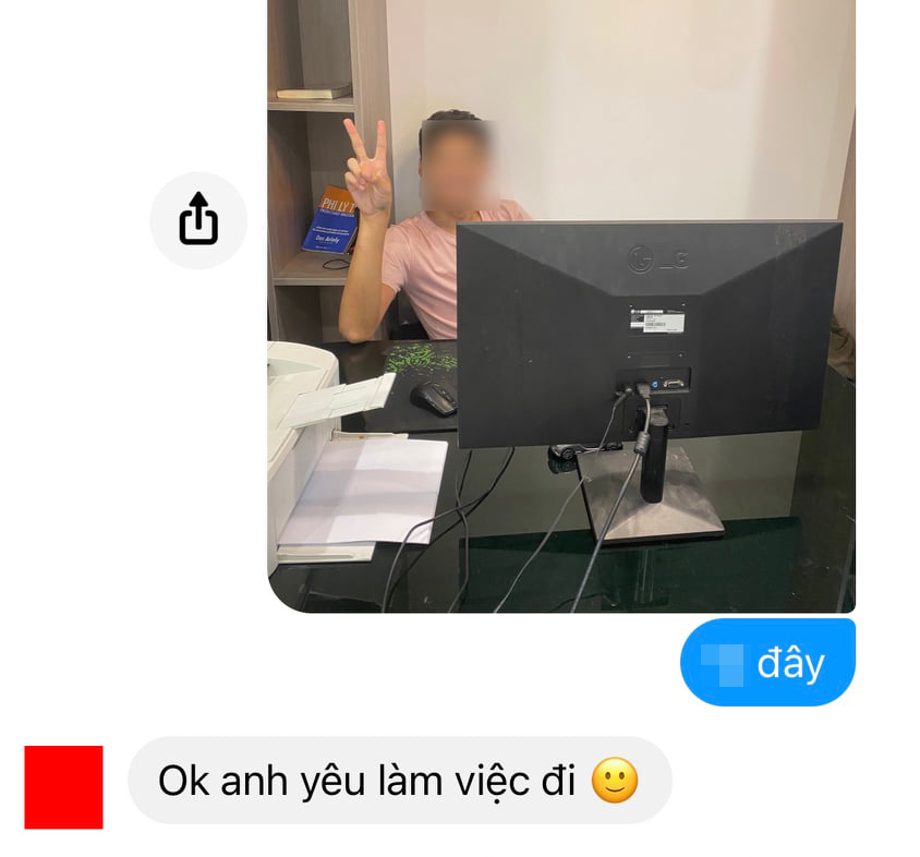 Cô vợ tai quái” bắt chồng chụp ảnh đủ ban bệ trong công ty chỉ để chứng minh… đang đi làm-4