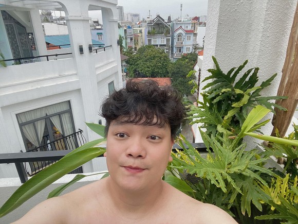 Góc vườn xanh mướt bên trong biệt thự của Trịnh Tú Trung-17