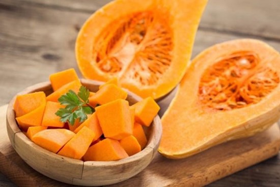 Mua quả bí đỏ to nhưng ăn không hết, sát thứ này lên để cả tháng không hỏng