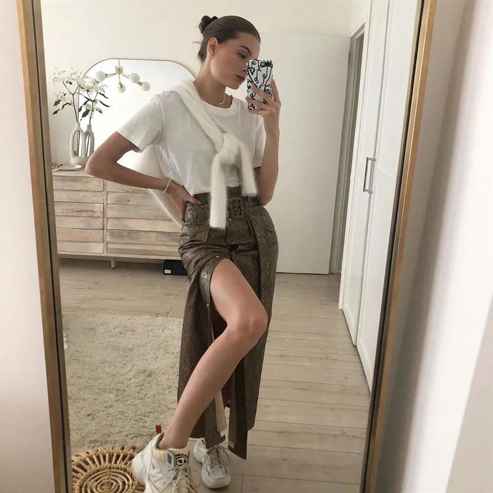 4 mẫu váy được yêu thích nhất dịp Thu Đông: Che dáng cực khéo mà vẫn max sành điệu-10