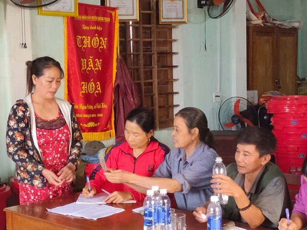 Đánh trưởng thôn nhập viện vì nghi ngờ kê thiếu danh sách nhận quà” của Thủy Tiên-2