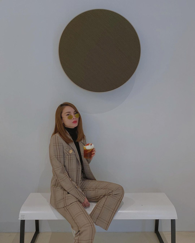 Yến Trang đúng là cao thủ diện blazer, set nào set nấy đã lịch sự lại còn siêu hack tuổi-2