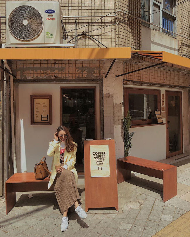 Yến Trang đúng là cao thủ diện blazer, set nào set nấy đã lịch sự lại còn siêu hack tuổi-8