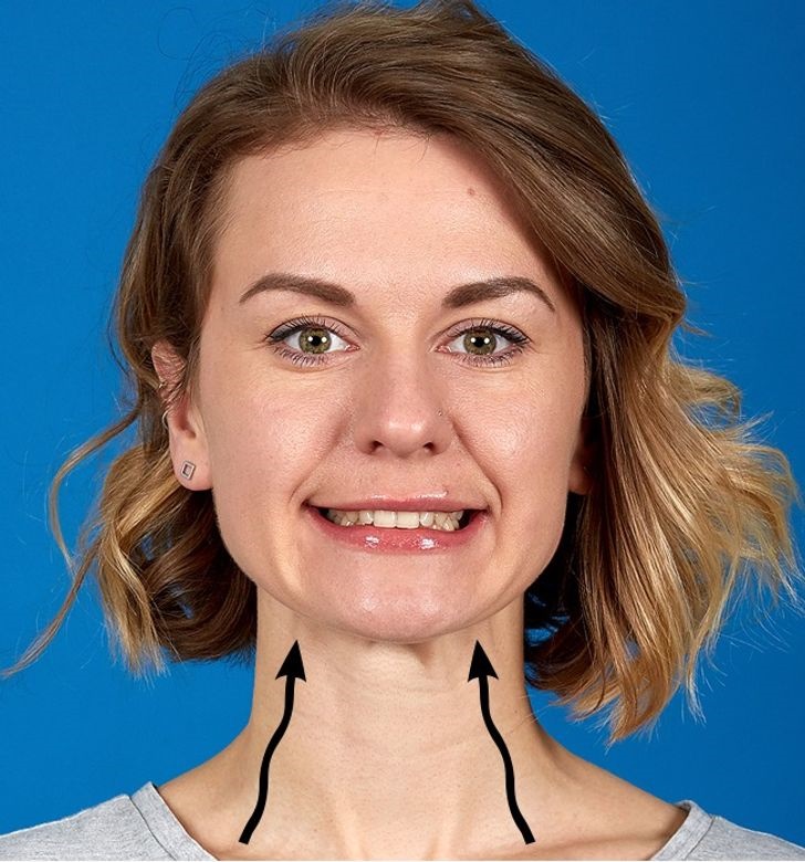 7 bài tập hiệu quả nhất để loại bỏ cằm đôi-8