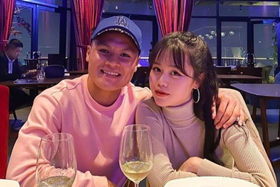 Bất ngờ xuất hiện bài đăng tố Huỳnh Anh - bạn gái Quang Hải là người thứ 3