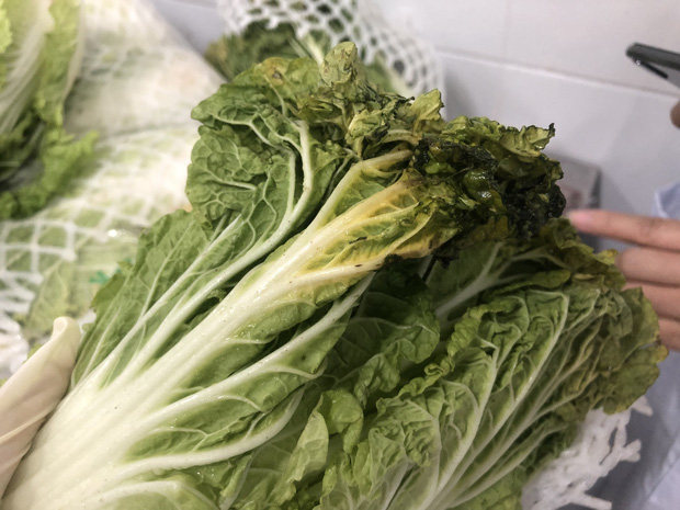 Công ty bếp ăn của trường tiểu học bị tố cắt xén phần ăn đùn đẩy trách nhiệm-1