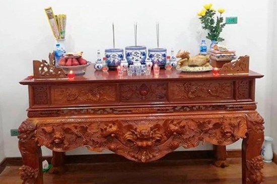 3 tháng cuối năm thấy bát hương có dấu hiệu này, gia chủ phải thay ngay, giữ lại chỉ thêm xui xẻo