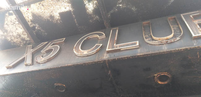 Cận cảnh bên trong quán bar X5 ở Vĩnh Phúc sau vụ hỏa hoạn khiến 3 thiếu nữ tử vong: Phải đục tường mới đưa được thi thể ra ngoài-10