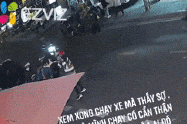 Nữ đạo chích số nhọ: Bất chấp nguy hiểm đột nhập cửa tiệm, hì hục phá khóa nhưng rồi tiu nghỉu với những gì hiện ra trước mắt-2