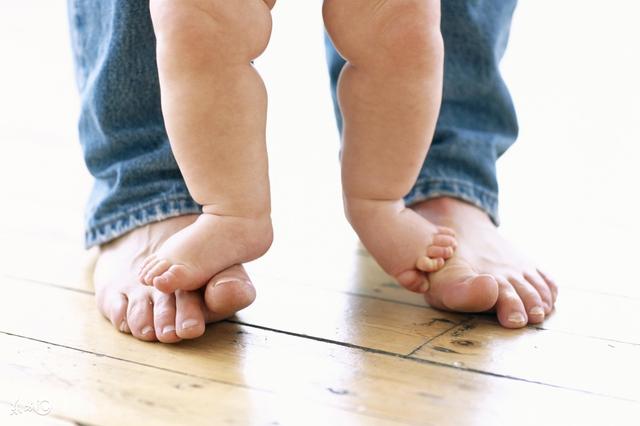 Tích cực chạm tay vào 2 bộ phận này của trẻ, trí não bé sẽ càng phát triển và thông minh hơn nhưng nhiều người chưa biết-5