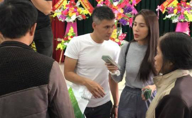 Vợ chồng Thủy Tiên và Công Vinh hỗ trợ 115 triệu đồng cho hộ dân mất hơn 10.000 con gà vì mưa lũ-3