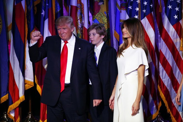 Nhìn lại những hình ảnh đẹp nhất suốt 4 năm qua của Hoàng tử Nhà Trắng Barron Trump trước giây phút Mỹ tuyên bố Tổng thống thứ 46-5