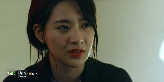 Chọc tức vợ yêu: Nữ chính mặc hớ hênh nằm trên giường làm quà cho tổng tài-2