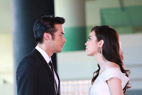 Suốt ngày mẹ vợ đã réo gọi tôi bằng những từ ngữ xúc phạm, vậy mà trong bữa cơm, bố vợ còn hỏi một câu khiến tôi ức tột độ-1