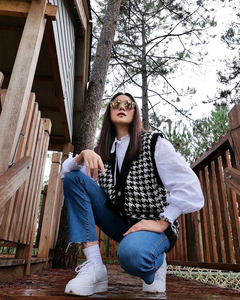 Lệ Quyên cắt tóc ngắn sau ly hôn - Thanh Hằng mix đồ check-in Dallas-8