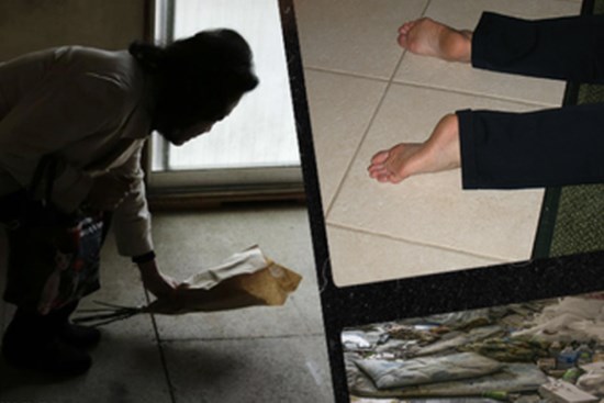 Cô gái làm nghề dọn dẹp nhà cửa hậu những 