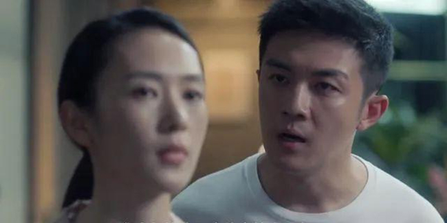 Cô người yêu cũ bám dai như đỉa, bạn trai lấy vợ rồi vẫn gửi viết thư tay dài 10 trang bộc lộ tâm tình, khát khao được ngủ kỉ niệm để tổng kết tình yêu 5 năm-5