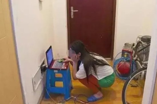 Cặp đôi sinh viên kiếm được hơn 1,8 tỷ đồng mua nhà xe sang chảnh nhưng lại bị tống vào tù, dân mạng biết nguyên nhân đều ngao ngán