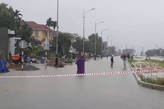 Dự báo thời tiết 6/11, Trung Bộ mưa to, nguy cơ lũ quét nhiều nơi