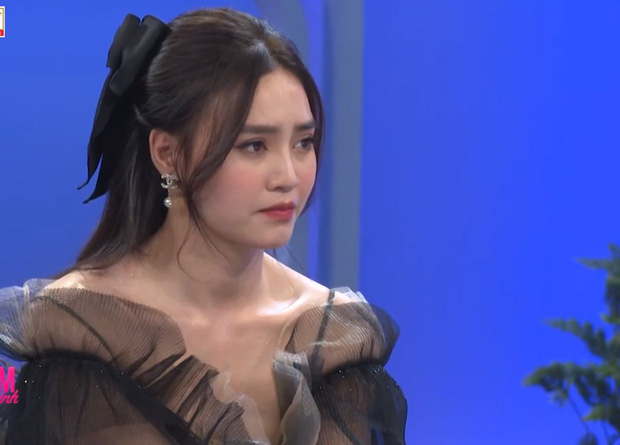 Quản lý hé lộ về bệnh tình của Ninh Dương Lan Ngọc: Sang Singapore điều trị khi bị tiền ung thư cổ tử cung, vết thương mấy bữa lại chảy máu-1