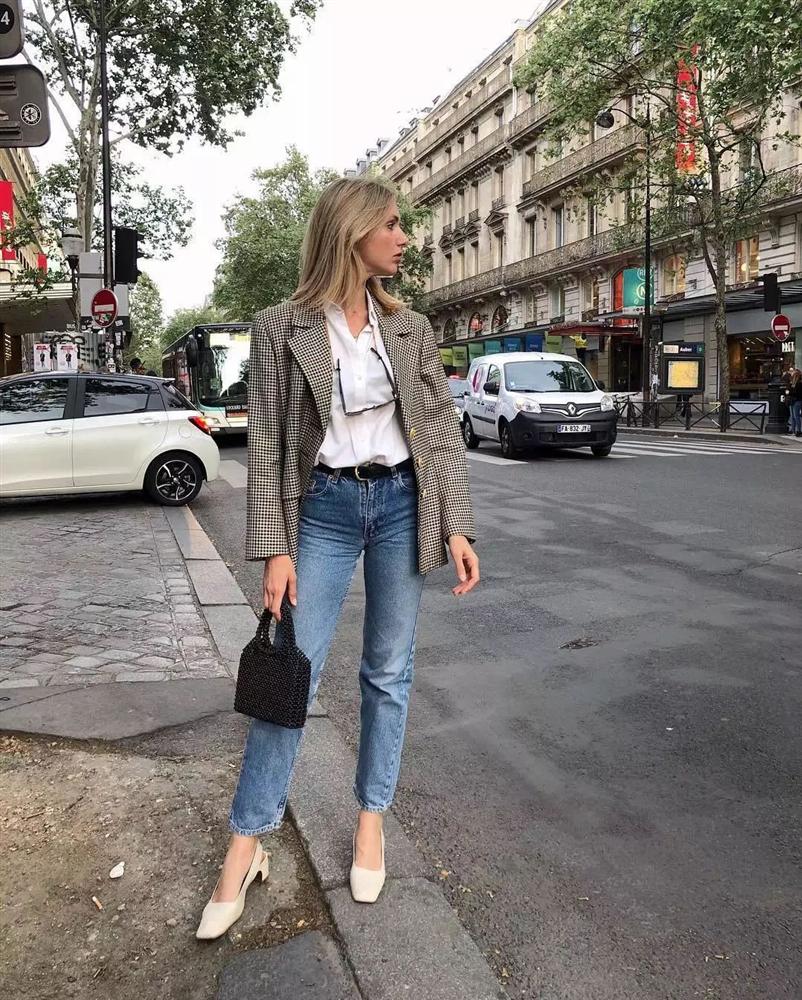 6 kiều giày hợp cạ với quần jeans, diện lên là thành quý cô thời thượng tức thì-15