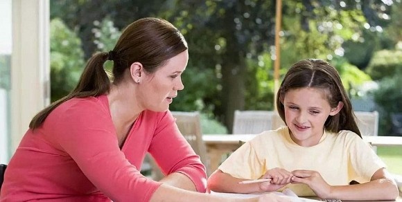 Cha mẹ thường làm 5 điều khiến con ngày càng trở nên ngu ngốc! Nhiều cha mẹ mắc phải lỗi đầu tiên-5