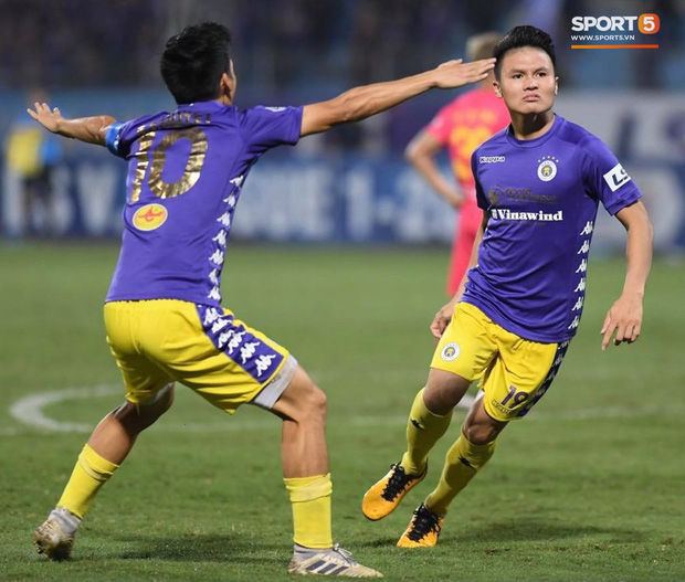 Quang Hải đá hay hơn hậu chia tay Huỳnh Anh, 3 lần cứu Hà Nội FC trên đường đua vô địch-1