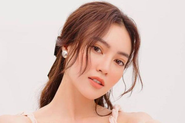 Loạt ảnh Lan Ngọc kiệt sức trên trường quay Gái già lắm chiêu vì bệnh ung thư và viêm loét dạ dày-9