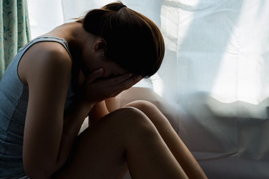 Dù cô ấy có con rồi nhưng tôi vẫn tán tỉnh cho vui, để rồi trong một lần uống rượu say tôi đã đưa được nàng lên giường và sốc khi thấy vết đỏ trên ga giường