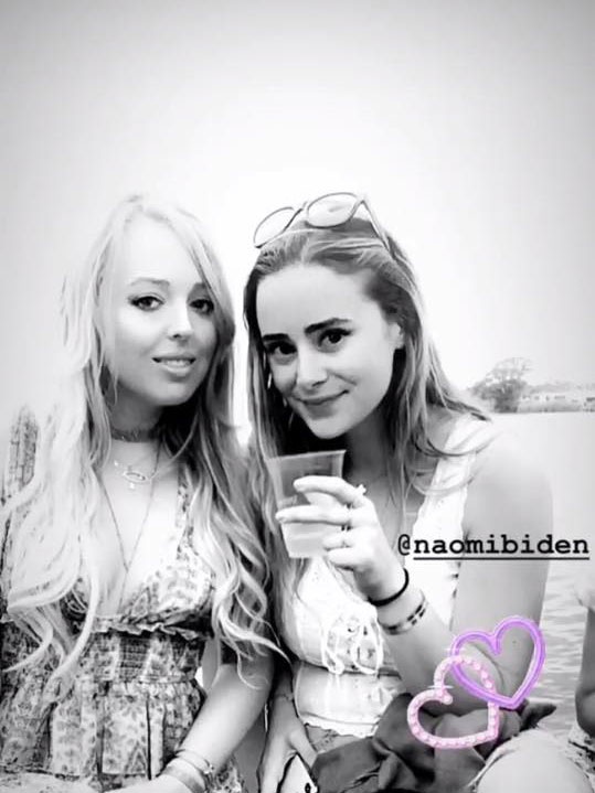 Cháu gái tinh hoa của ông Joe Biden: Vẻ ngoài cuốn hút, học vấn đỉnh cao, được ví như tiểu Ivanka cùng tình bạn kín tiếng với con gái ông Trump-6