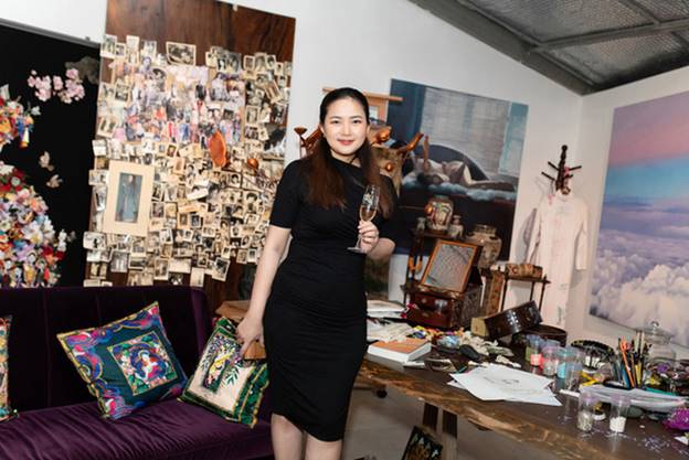 Hành trình thay đổi phong cách của Phan Như Thảo: Từ cô mẫu ăn vận bốc lửa tới mẹ bỉm sữa xuề xòa, chỉ cần đẹp trong mắt chồng là được-21