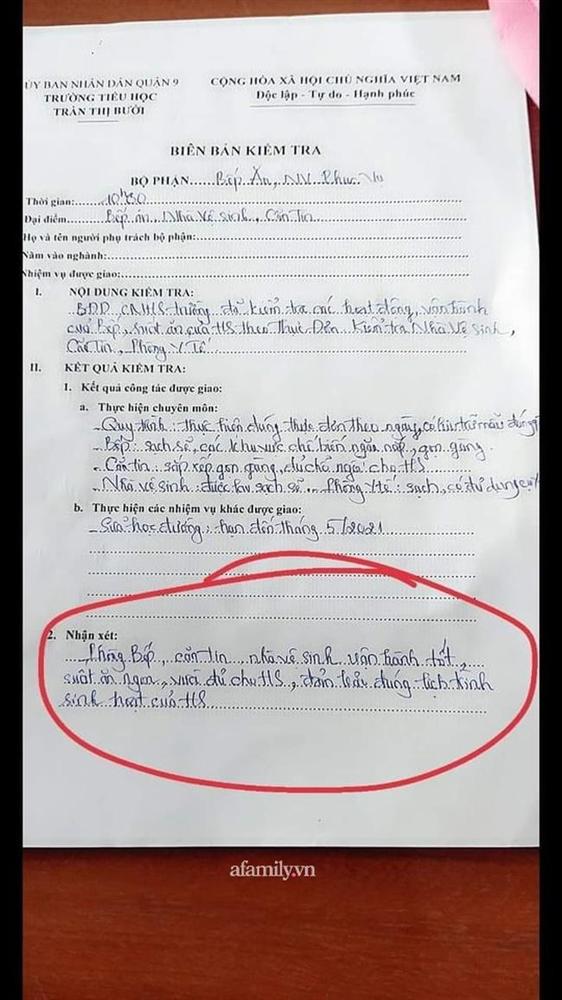 Vụ suất ăn bán trú ở trường Trần Thị Bưởi: Cuộc họp căng thẳng ngày 7/11 diễn ra suốt 5 tiếng liên tục, phụ huynh phản đối ban đại diện cha mẹ học sinh-1
