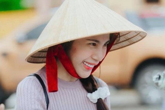 Vừa về Sài Gòn, Thủy Tiên đã tiết lộ cụ thể chuyến cứu trợ miền Trung lần 3