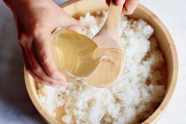 Nắm được những mẹo này, món cơm chiên&nbsp;chắc chắn sẽ ngon không thua đầu bếp xịn nấu!-9