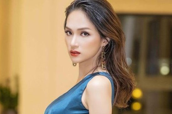 Đạo diễn nổi tiếng tiết lộ thái độ của các nghệ sĩ Vbiz với Hương Giang giữa lùm xùm bị tẩy chay