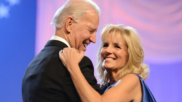 Jill Biden: Nữ giáo viên chọn sánh bước cùng một Joe Biden trong cơn bĩ cực, tới vị trí Đệ nhất Phu nhân Hoa Kỳ-3