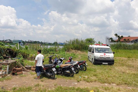 Bàng hoàng phát hiện thi thể cô gái 17 tuổi bị trói tay chân, nghi bị cưỡng bức rồi sát hại