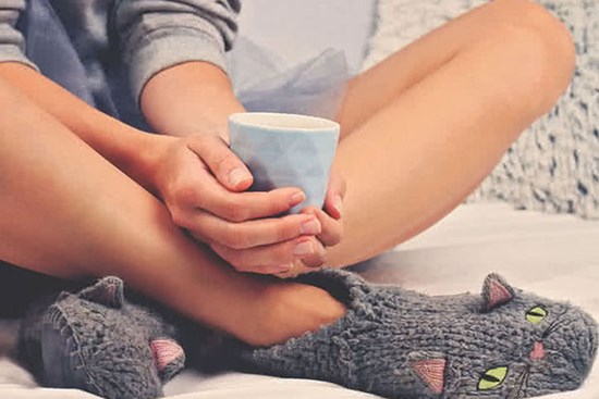 Lạnh chân là hiện tượng ai cũng lờ đi nhưng nó chính là tín hiệu cảnh báo cơ thể đang chống chọi với 5 loại bệnh này