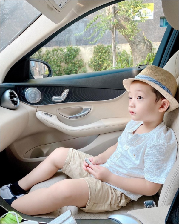 Nghe câu nói ngọt lịm tim này của con trai chưa đầy 5 tuổi,&nbsp;dù làm mẹ đơn thân Ly Kute cũng thấy ấm lòng-3