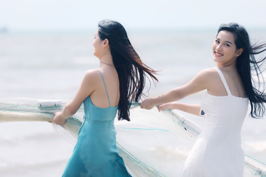Thí sinh HHVN 2020 kéo lưới cùng ngư dân trên bãi biển Vũng Tàu-10