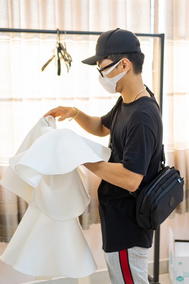 Chồng trẻ kém 12 tuổi của Khánh Thi và sự thật đằng sau hình ảnh lôi thôi lếch thếch-5