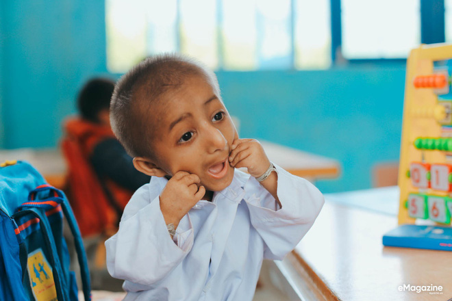 Những hình ảnh không thể nào quên về Đinh Văn Krể: Tạm biệt cậu bé tí hon với nụ cười luôn nở trên môi-5