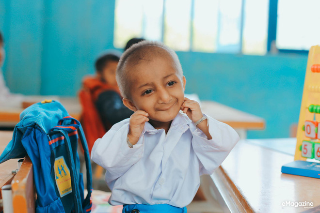 Những hình ảnh không thể nào quên về Đinh Văn Krể: Tạm biệt cậu bé tí hon với nụ cười luôn nở trên môi-6