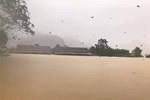 Bão số 12 giật cấp 11 đang đổ bộ vào Khánh Hòa, hoàn lưu bão không ngừng gây mưa to đến rất to cho các tỉnh miền Trung-2