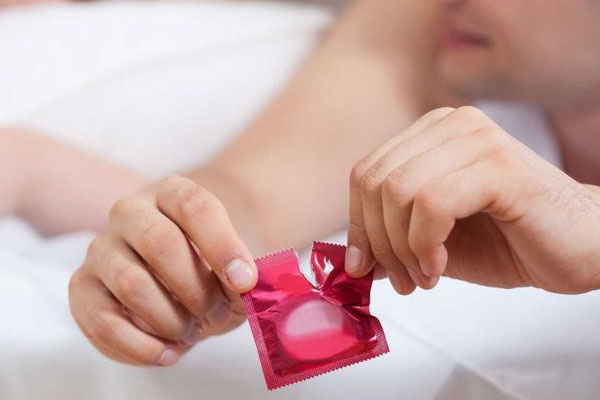 Cô gái 24 tuổi phải cắt bỏ tử cung: Cảnh báo những hành vi của đàn ông có thể gây hại cho phụ nữ-6