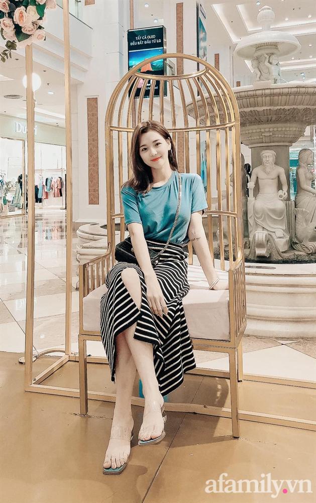 Hot girl dân tộc từng gây bão mạng giờ đã làm mẹ, nhan sắc hiện tại trông thế nào mà dắt con ra đường nhiều người nhầm lẫn?-12
