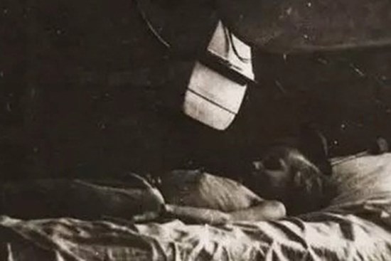 Vụ mẹ bạo hành con chấn động Trung Quốc: Cuộc đời ngắn ngủi đầy đòn roi của đứa trẻ kết thúc trong vai diễn hoàn hảo của mẹ